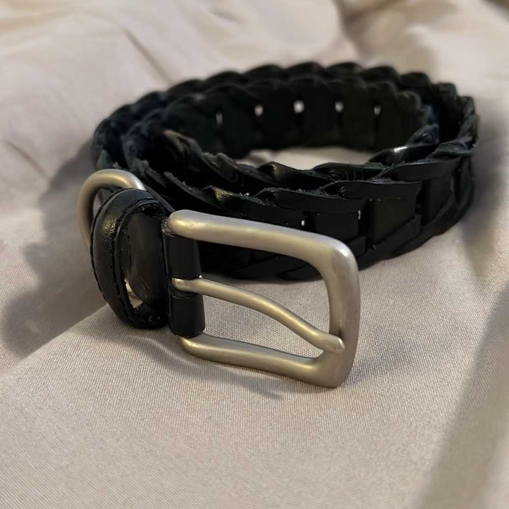 BLACK LEATHER BELT•BLACK•26” FROM BUCKLE•GENUINE LEATHER•NEW CONDITION
